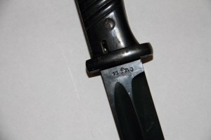 Year decimals and maker's mark on blade ricasso